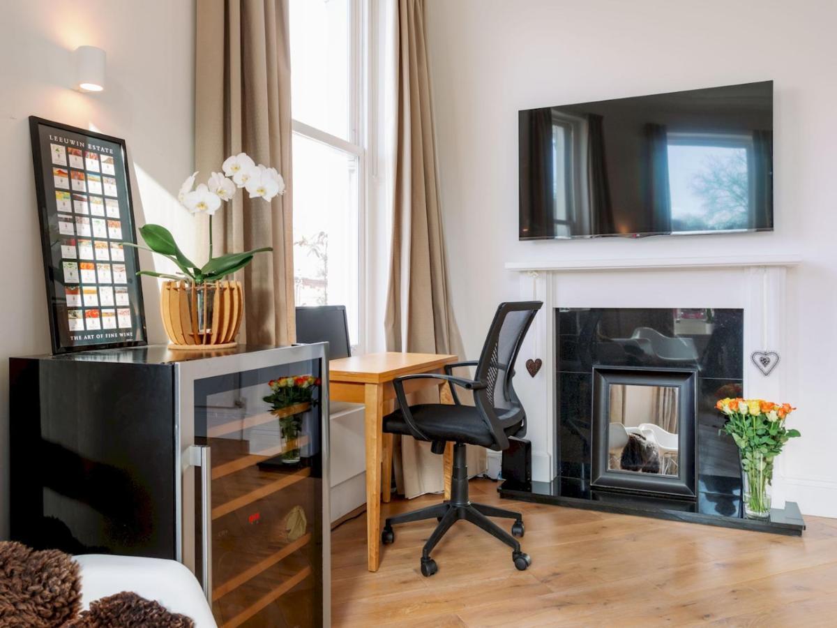 Pass The Keys Beautiful 2Bed Apartment 2Min From Hampstead Heath London Kültér fotó